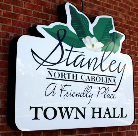 STANLEY TOWNHALL 3